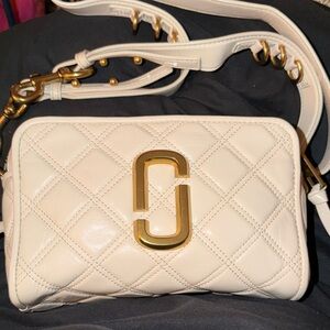 Marc Jacobs Cream Quilted Crossbody Bag softshot 21 with original tag unattached
